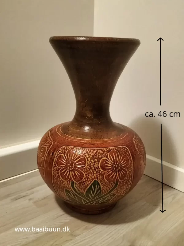 bb100059 Keramikvase med høj hals og blomstermotiv bb100059 Keramikvase med høj hals og blomstermotiv